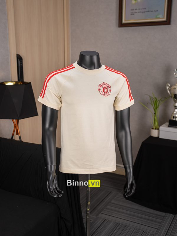ÁO THUN MANCHESTER UNITED - TRẮNG KEM